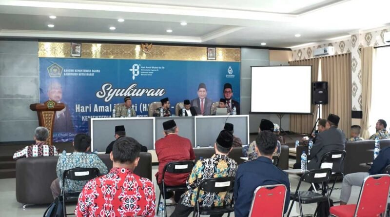 Musyawarah penentuan kadar zakat fitrah dan fidyah tahun 2024 Kantor Kemenag Kutai Barat, Kaltim, Kamis (29/2). Foto: Hamzah/LINES