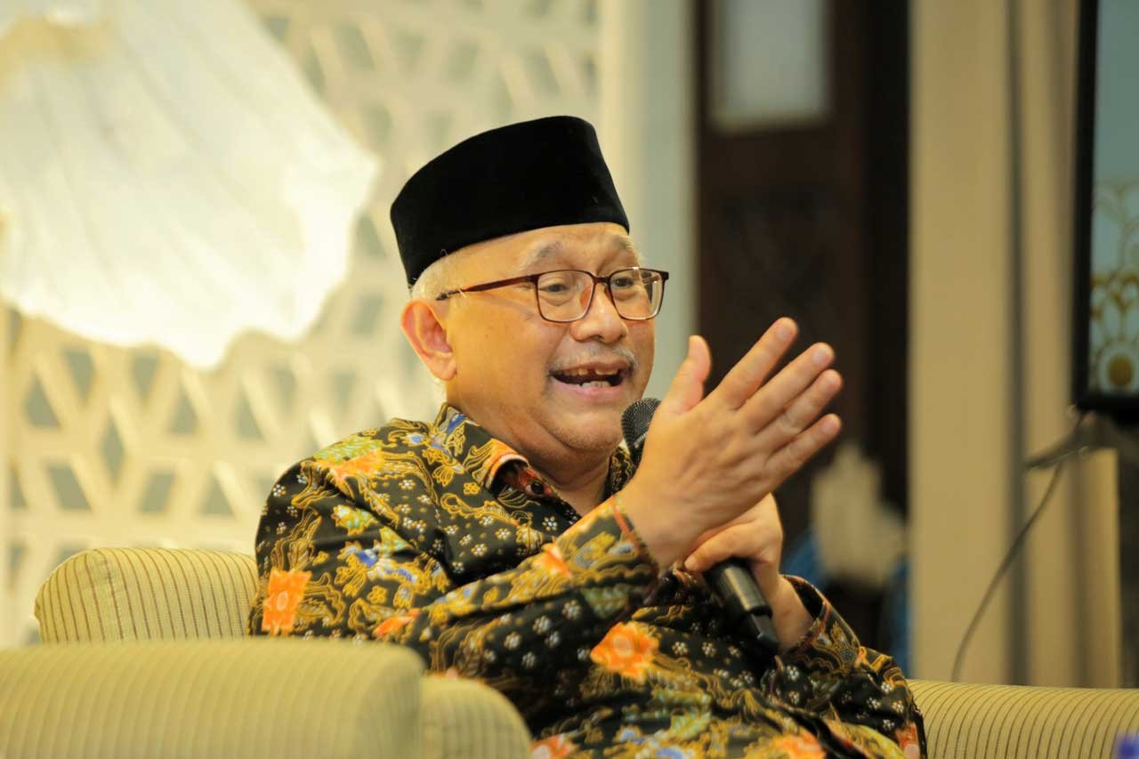 Ketua Umum DPP LDII KH. Chriswanto Santoso dalam Silaturahim Syawal bersama Komunikasi Informasi Masyarakat (KIM) dan LINES DPP LDII, Minggu (20/4). Foto: LINES