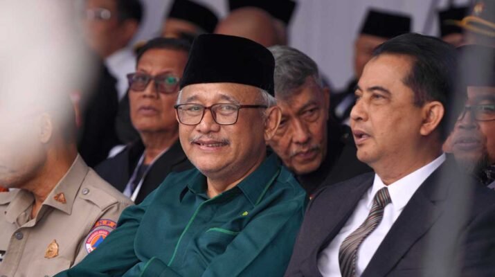 Ketua Umum DPP LDII KH. Chriswanto Santoso saat menghadiri peresmian kantor pusat Senkom Mitra Polri oleh Wapres Gibran, Kamis (17/7). Foto: LINES