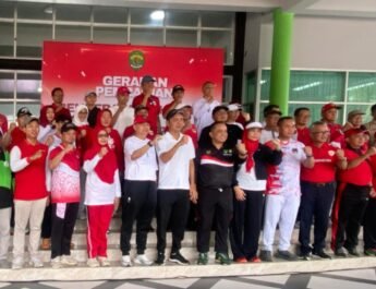 Sambut Dirgahayu ke-81 RI, LDII Kaltim Dukung Gerakan Pembagian 4.047 Bendera Merah Putih